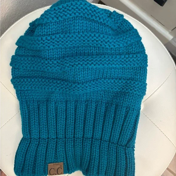 Carhartt and C.C Beanie Set - Navy Blue and Teal- both NWOT! - Picture 9 of 9